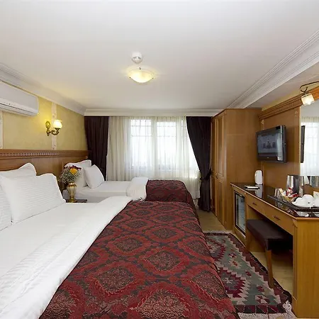 Angelos Appartement *