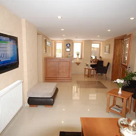 New House Apartment