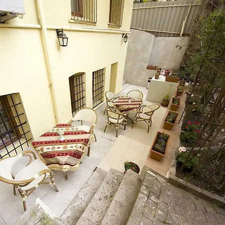New House Apartment
